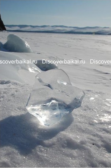 Кусок люда, выломанный при становлении Байкала и оплавленный солнцем